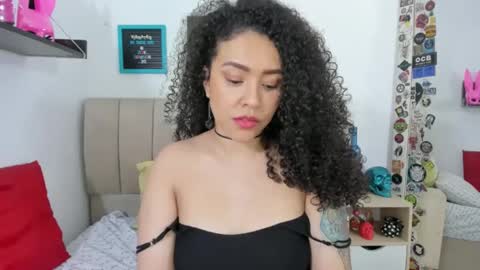 Zoe Gruber online show from 8, 2, 2025