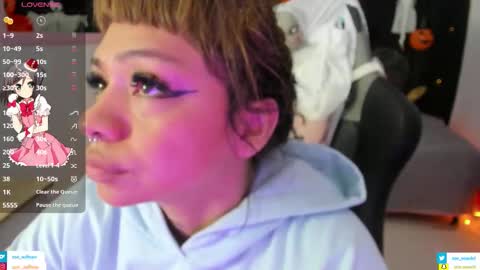 Snapshot of zoe_sullivan_ chatting on 23, 10, 2025 zoe_sullivan_ online show from 23, 10, 2025