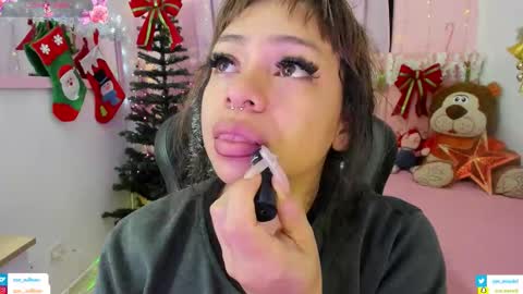 Snapshot of zoe_sullivan_ chatting on 22, 11, 2025 zoe_sullivan_ online show from 22, 11, 2025