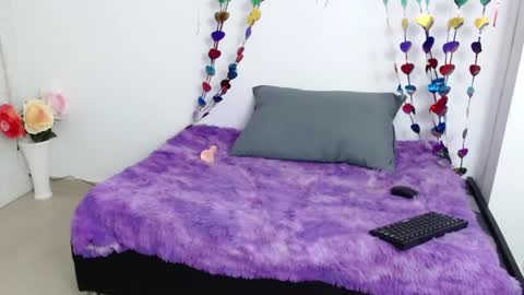 Snapshot of zoe_velvet chatting on 15, 2, 2025 Carolina online show from 15, 2, 2025