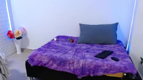 Snapshot of zoe_velvet chatting on 27, 2, 2025 Carolina online show from 27, 2, 2025