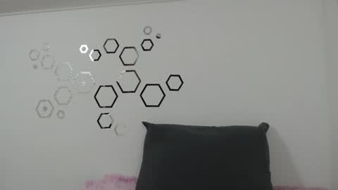 Snapshot of zoe_velvet chatting on 17, 9, 2025 Carolina online show from 17, 9, 2025