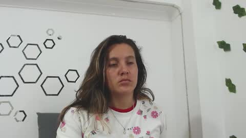 Snapshot of zoe_velvet chatting on 26, 9, 2025 Carolina online show from 26, 9, 2025