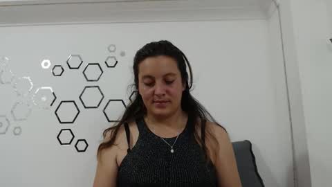 Snapshot of zoe_velvet chatting on 6, 10, 2025 Carolina online show from 6, 10, 2025