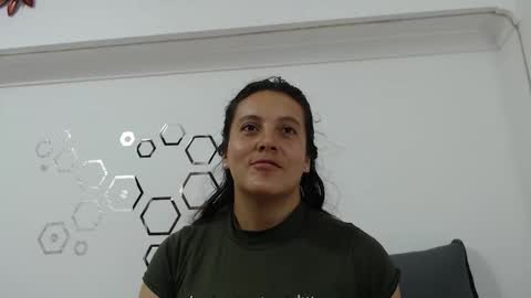 Snapshot of zoe_velvet chatting on 10, 10, 2025 Carolina online show from 10, 10, 2025