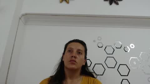 Carolina online show from 19, 12, 2025