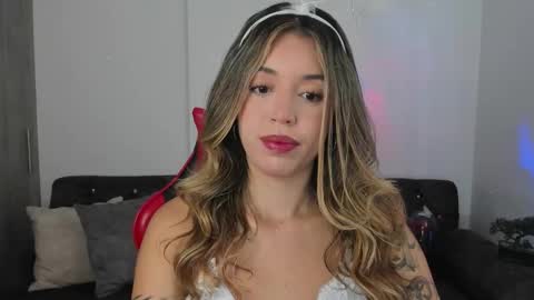  zoee jackson online show from 26, 10, 2025