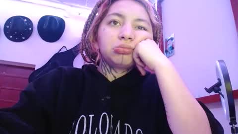 zoee jhonnyy online show from 18, 1, 2025