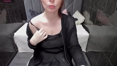 Snapshot of zoeeast chatting on 8, 2, 2025 Zoe online show from 8, 2, 2025