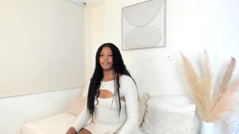 Snapshot of zoegarner10 chatting on 23, 10, 2025 zoegarner10 online show from 23, 10, 2025