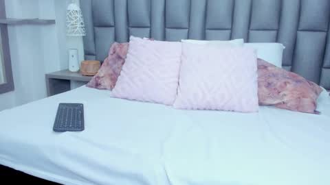 Snapshot of zoekrug chatting on 18, 2, 2026 Zoe Krug online show from 18, 2, 2026