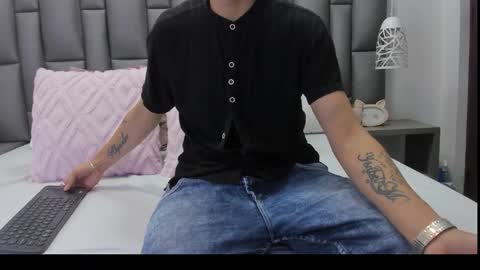 Snapshot of zoekrug chatting on 4, 3, 2026 Zoe Krug online show from 4, 3, 2026