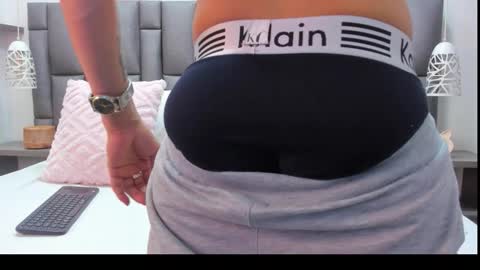 Snapshot of zoekrug chatting on 9, 3, 2026 Zoe Krug online show from 9, 3, 2026