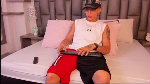 Snapshot of zoekrug chatting on 26, 3, 2026 Zoe Krug online show from 26, 3, 2026