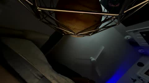 LovelyLatin25 online show from 22, 1, 2025