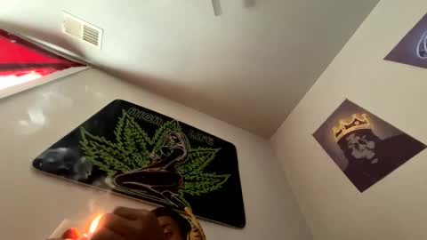 LovelyLatin25 online show from 22, 1, 2025