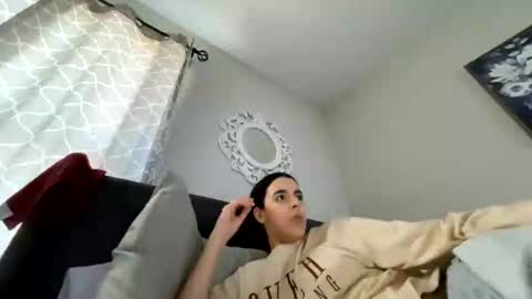 LovelyLatin25 online show from 2, 3, 2025