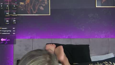 ZoeMesmerize online show from 17, 12, 2024