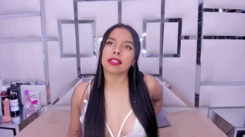 ZoeSwam online show from 22, 1, 2025