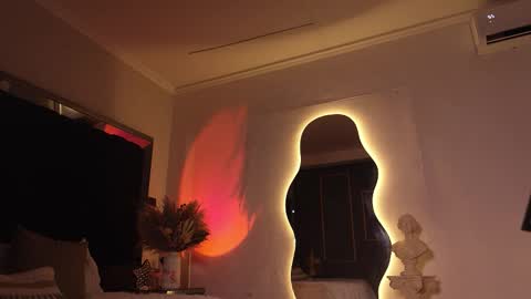 Snapshot of zoevidal_ chatting on 23, 10, 2025 zoevidal_ online show from 23, 10, 2025