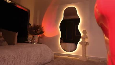 Snapshot of zoevidal_ chatting on 7, 11, 2025 zoevidal_ online show from 7, 11, 2025