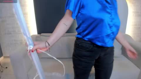 Snapshot of zoeywalker_ chatting on 20, 10, 2025 Zoey Walker online show from 20, 10, 2025