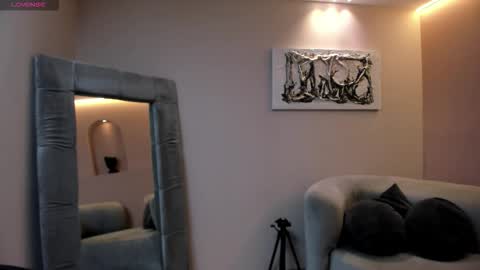 Snapshot of zoeywalker_ chatting on 9, 11, 2025 Zoey Walker online show from 9, 11, 2025