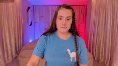 Snapshot of zoeywalker_ chatting on 14, 11, 2025 Zoey Walker online show from 14, 11, 2025