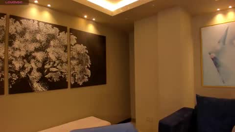 Snapshot of zoeywalker_ chatting on 20, 11, 2025 Zoey Walker online show from 20, 11, 2025