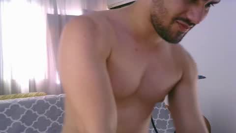 Snapshot of zohan_haidar chatting on 18, 2, 2026 ZohanMohamed online show from 18, 2, 2026