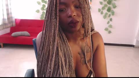 Snapshot of zooee_p chatting on 17, 9, 2025 Zooe online show from 17, 9, 2025