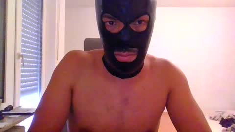 Snapshot of zoubabigdick chatting on 7, 10, 2025 zouba big dick online show from 7, 10, 2025