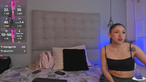 Snapshot of zowi_hottiee chatting on 6, 12, 2024 cintya kors online show from 6, 12, 2024