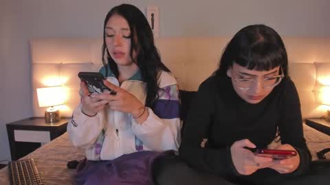 Snapshot of zowi_hottiee chatting on 1, 2, 2025 cintya kors online show from 1, 2, 2025