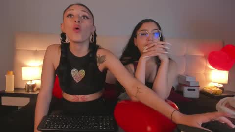 Snapshot of zowi_hottiee chatting on 15, 2, 2025 cintya kors online show from 15, 2, 2025