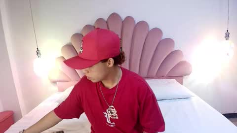 Zukulan online show from 10, 11, 2025