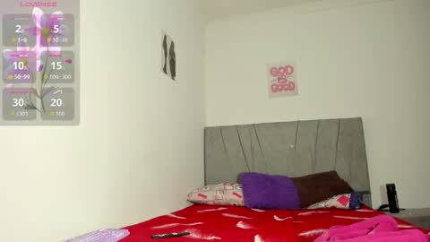 Snapshot of zule__williams chatting on 25, 10, 2025 zule online show from 25, 10, 2025