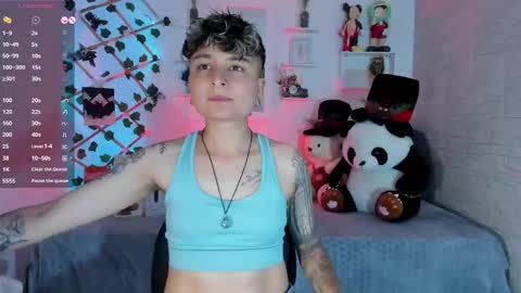 Snapshot of zuryramirez_ chatting on 10, 10, 2025 Zury Ramirez online show from 10, 10, 2025