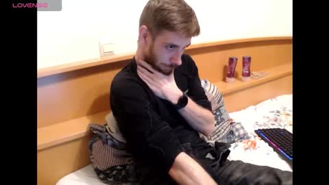 Zuzmoe online show from 31, 1, 2026