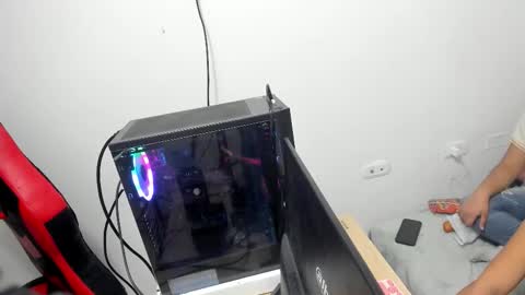 Snapshot of zyra_vox chatting on 18, 11, 2025 zyra_vox online show from 18, 11, 2025