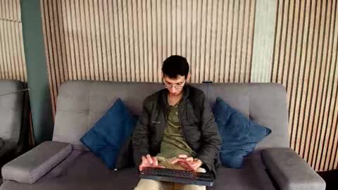 Snapshot of zyronight chatting on 28, 11, 2025 Zyro Nigth online show from 28, 11, 2025