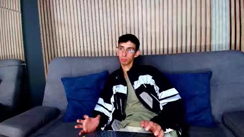 Snapshot of zyronight chatting on 2, 12, 2025 Zyro Nigth online show from 2, 12, 2025