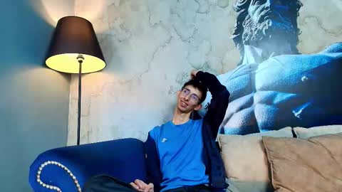 Snapshot of zyronight chatting on 3, 12, 2025 Zyro Nigth online show from 3, 12, 2025