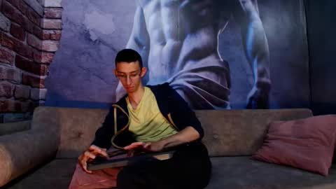 Snapshot of zyronight chatting on 17, 12, 2025 Zyro Nigth online show from 17, 12, 2025