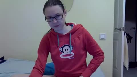 Snapshot of zyuhre chatting on 4, 10, 2025 Zyuhre online show from 4, 10, 2025