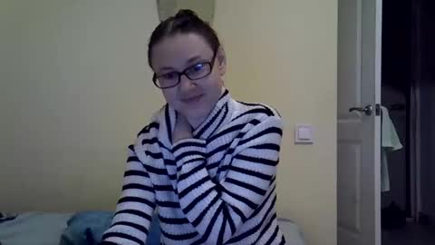 Snapshot of zyuhre chatting on 13, 10, 2025 Zyuhre online show from 13, 10, 2025