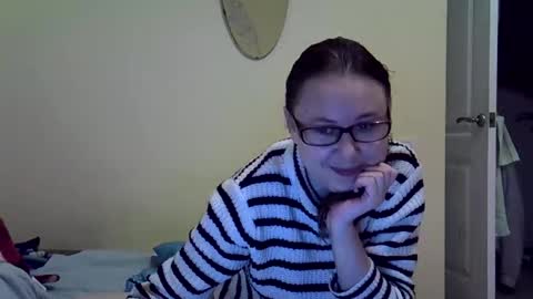 Snapshot of zyuhre chatting on 23, 10, 2025 Zyuhre online show from 23, 10, 2025