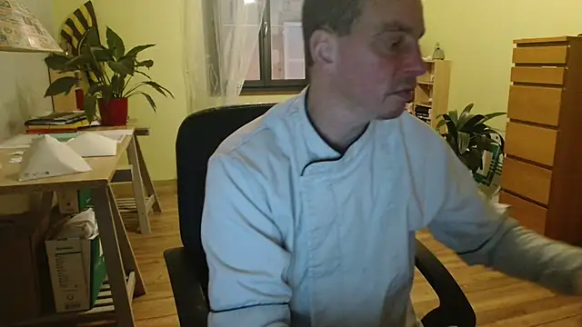 Snapshot of cloupefun chatting on 7, 12, 2024 cloupefun online show from 7, 12, 2024