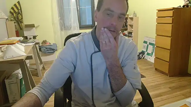 Snapshot of cloupefun chatting on 19, 12, 2024 cloupefun online show from 19, 12, 2024