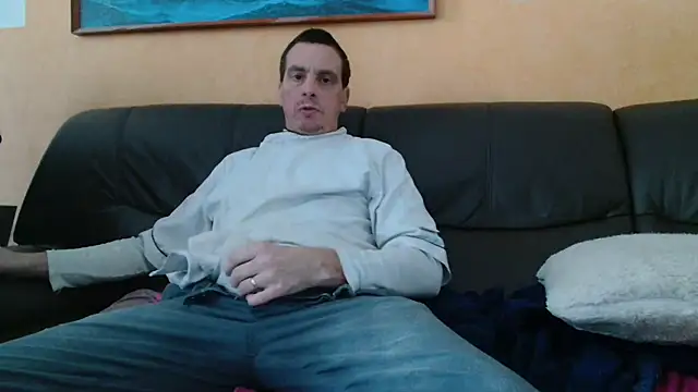 Snapshot of cloupefun chatting on 30, 12, 2024 cloupefun online show from 30, 12, 2024